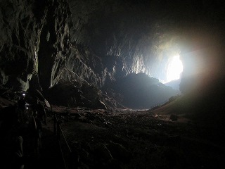 MURU_Deer_Cave